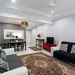 Little Cosy House At15