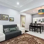 Little Cosy House At15